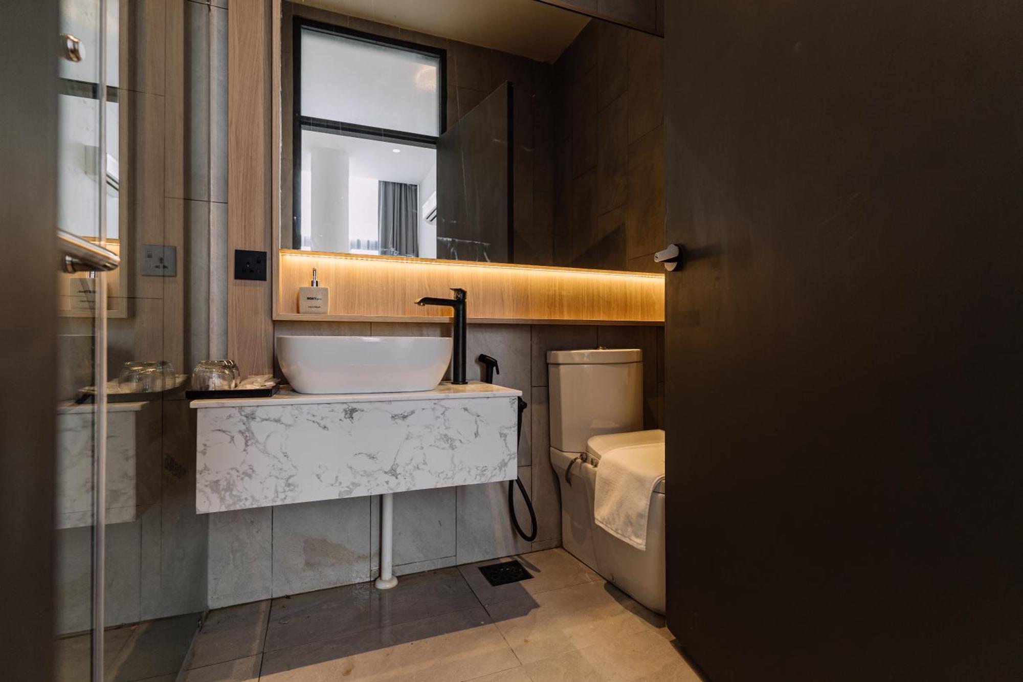 Impiana By Roxy Hotel Kuching Exterior foto