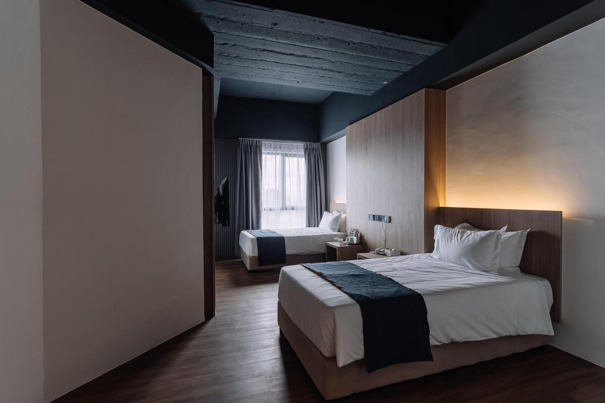 Impiana By Roxy Hotel Kuching Exterior foto